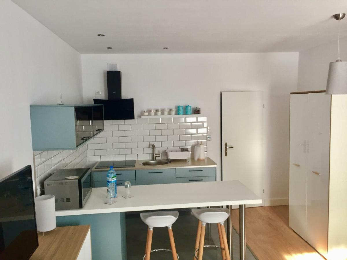 Apartamenty Blisko Plazy Podczele 科沃布热格 外观 照片